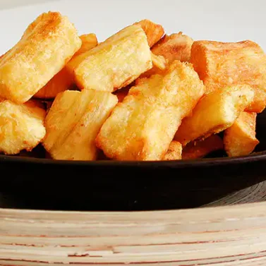 Macaxeira pré-cozida (10 kg)